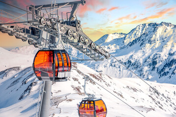 Skigebiet, Zillertal, Tirol, Österreich  - obrazy, fototapety, plakaty