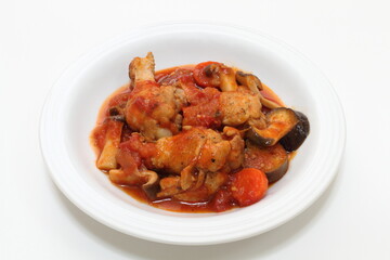 手羽元とナスのトマト煮込み