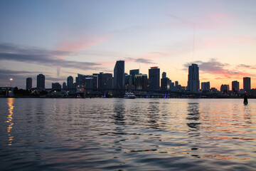 Fototapeta premium Downtown Miami Sunset
