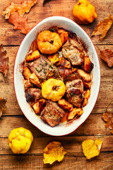 Pork cooked with autumn quince.