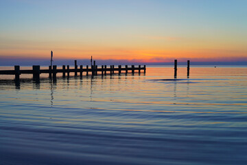 Obraz premium Sunrise over the Baltic Sea in Lübeck Travemünde