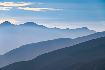 Fototapeta na wymiar Ojai Mountains, Los Padres National Forest