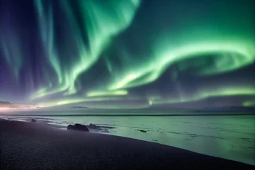 Photo sur Plexiglas Aurores boréales aurora borealis in winter landscape