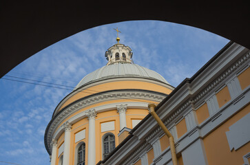 Fototapeta na wymiar 18.08.2022 St. Petersburg . Bell Tower Holy Trinity Alexander Nevsky Lavra