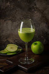 fresh apple juice 