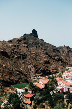 Paisajes de Gran Canaria. Monta&ntilde;as con mar y parques naturales. Viajes con encanto. Lugares de Espa&ntilde;a.