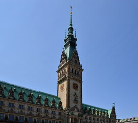Fototapeta na wymiar Historical Town Hall in the Hanse City Hamburg