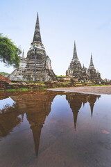Fototapeta na wymiar Old ruined Wat Phra Si Sanphet in Ayutthaya.