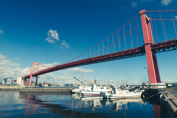 秋の青空と若戸大橋　福岡県北九州市