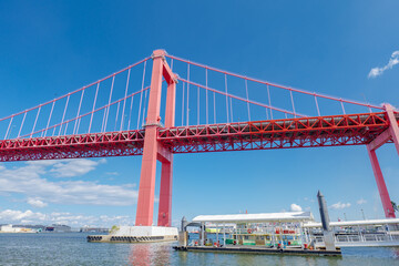 秋の青空と若戸大橋　福岡県北九州市
