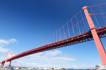 秋の青空と若戸大橋　福岡県北九州市