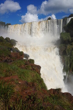  Iguazu Falls