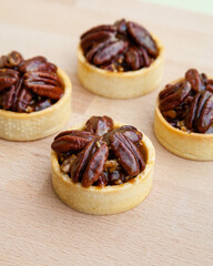 Pecan caramel mini tart