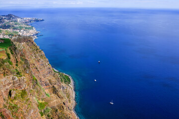 Fototapeta premium Oceano Atlantico a Cabo Girao, Camara do Lobos, Isola di Madeira, Portogallo