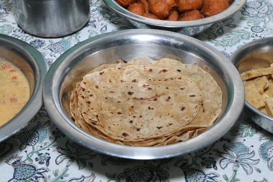 chapathi indian bread variety in a bowl