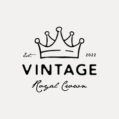 Vintage hipster hand drawn crown logo design illustration © apfan