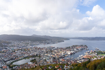 Fototapeta na wymiar Cityscape of Bergen and harbor view from the top of Mount Floyen, Bergen, Norway. 