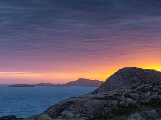 Sonnenuntergang an der Küste Norwegens