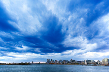 Naklejka premium view of Montreal from Saint Helen's Island 