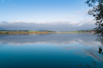 Obraz premium Mountain lake in the early morning somewhere in the german alps
