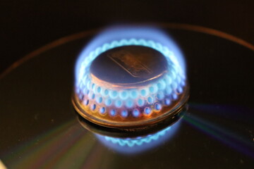 Gas burns in a gas burner, gas cost