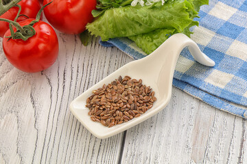 Dry Raw flax seed in the bowl