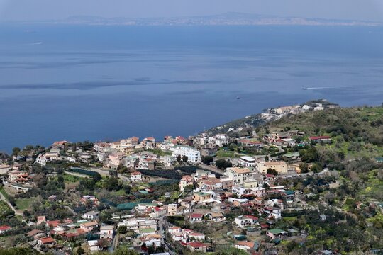 Massa Lubrense - Panorama delle frazioni di Annunziata e Termini dalla cima di Monte Costanzo