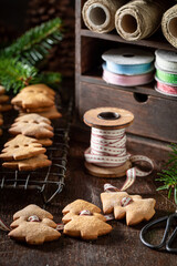 Traditionally gingerbread cookies chain as unique decorations.