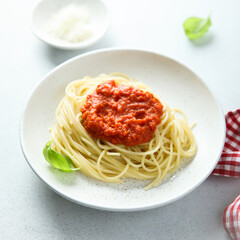 Spaghetti with tomato sauce