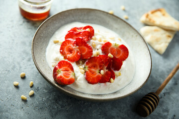 Greek yogurt with strawberry and honey