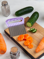 Curly Cutting Knife