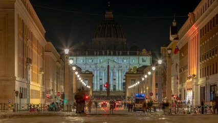 Fototapeta na wymiar Piazza San Pietro in Vatican city at night in october 2022