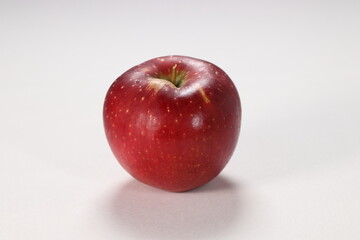 赤いリンゴApple