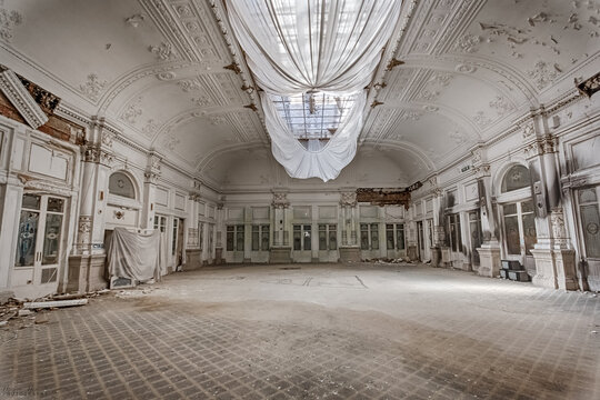 abandonned ballroom