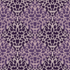 Abstract leopard skin mosaic seamless pattern design. Geometric animal skin endless background. Vintage cheetah fur wallpaper.
