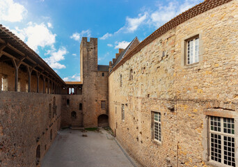 Fototapeta na wymiar Inner courtyard of the castle in the fortress of Carcassonne.