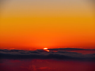 Fototapeta na wymiar Sunset beautiful landscape of Sea of clouds over Hehuanshan