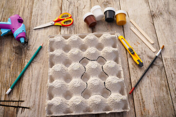 Step by step diy process. Step 2- we draw a teddy bear figurine on the egg box. Creativity,...