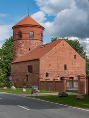 Die Daberburg befindet sich im Ort Alt Daber an der Landstraße zwischen Wittstock und Röbel. Die Burg wurde bereits im Mittelalter errichtet. Heute ist allerdings nur noch der Hauptturm vorhanden.