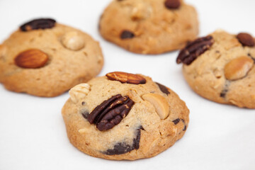 Mix nut chocolate soft cookie