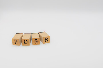 木ブロック　数字　ナンバー　Number　7058