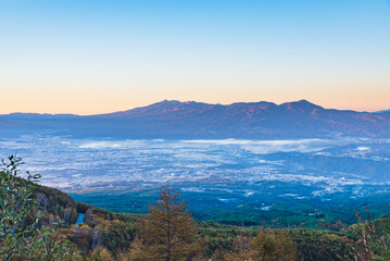 長野県高峰高原から眺める朝の八ヶ岳連峰