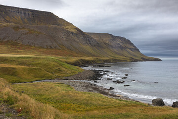 Die isländische Küste bei den Westfjords