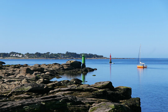 Entr&eacute;e du port de Concarneau