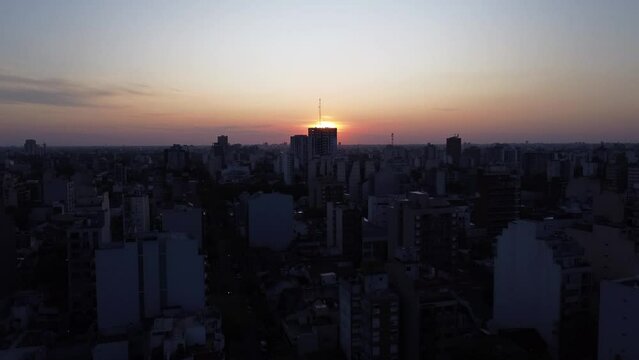 Atardecer Ciudad Sol nubes edificios Buenos Aires Argentina