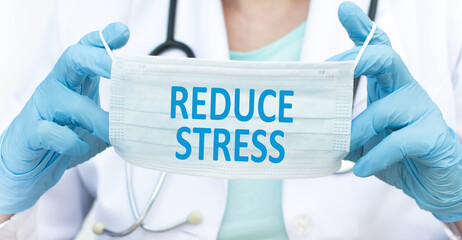 Reduce Stress mask in hands of Medical Doctor