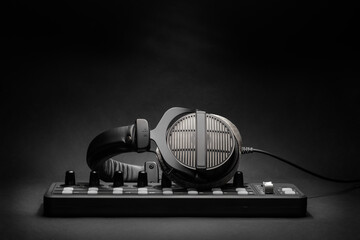 Professional MIDI controller sound mixer and headphones © Kuzmick