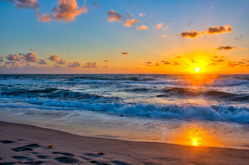 Obraz na płótnie Canvas Golden Beach Morning