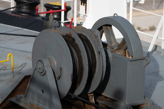 Tauwerk auf dem Schiffsdeck