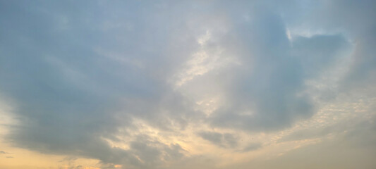 image of sky in the late afternoon in Brazil